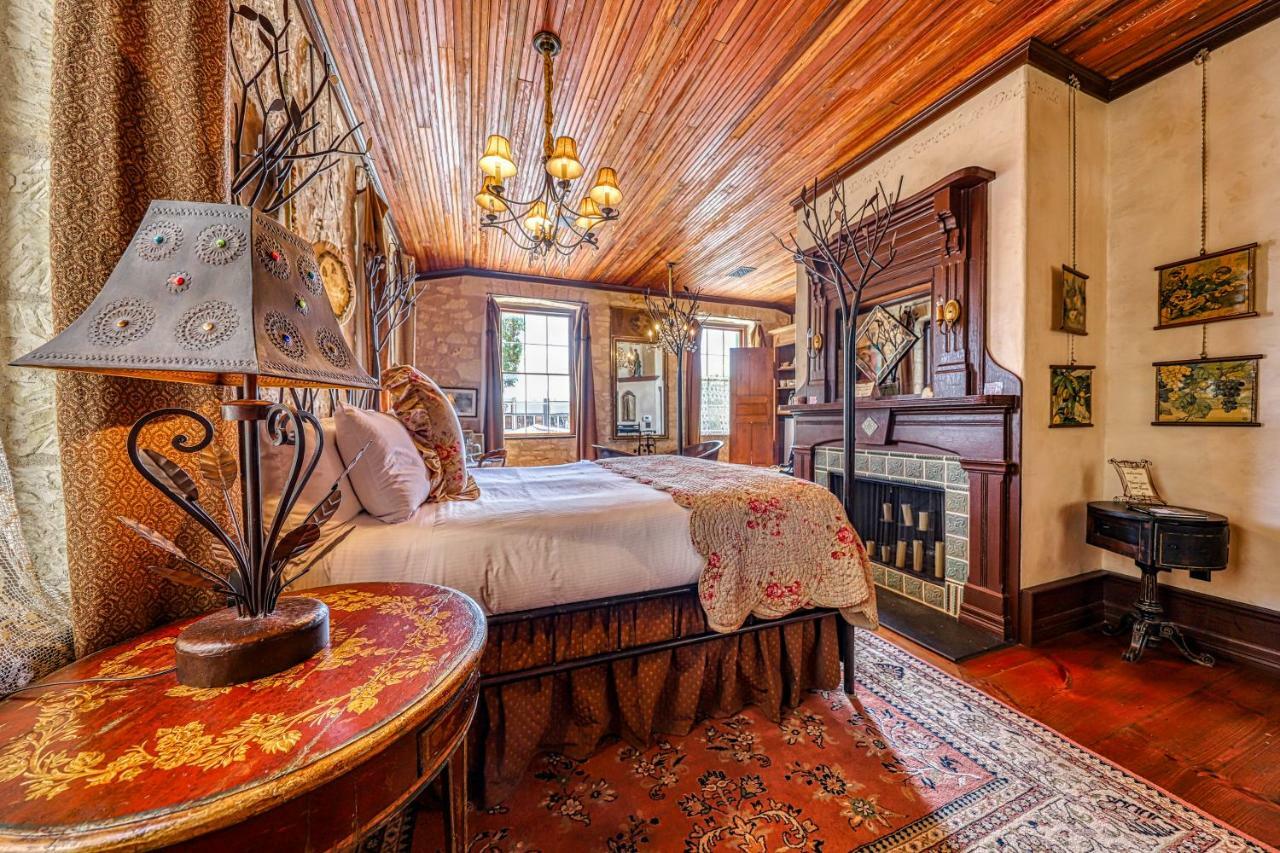 Eden's Gate Villa Fredericksburg Buitenkant foto