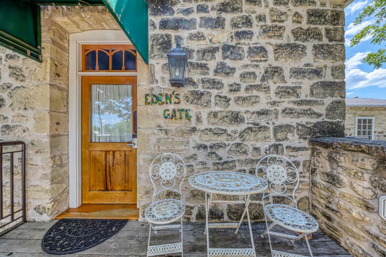 Eden's Gate Villa Fredericksburg Buitenkant foto