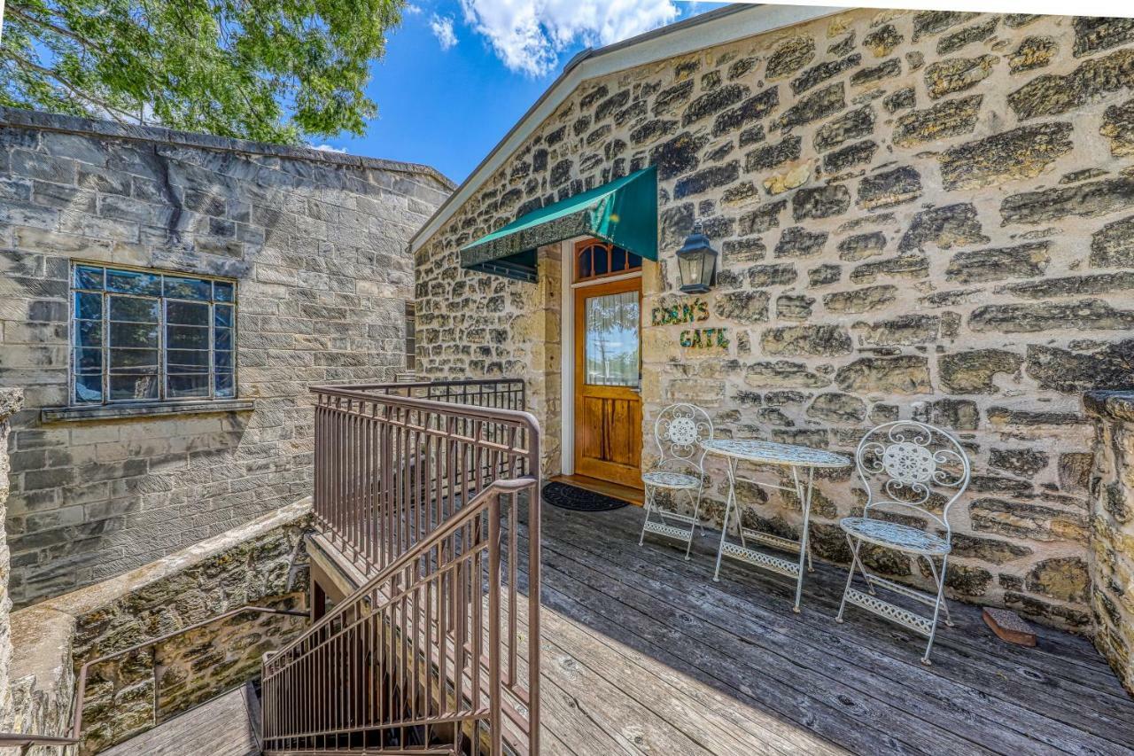 Eden's Gate Villa Fredericksburg Buitenkant foto